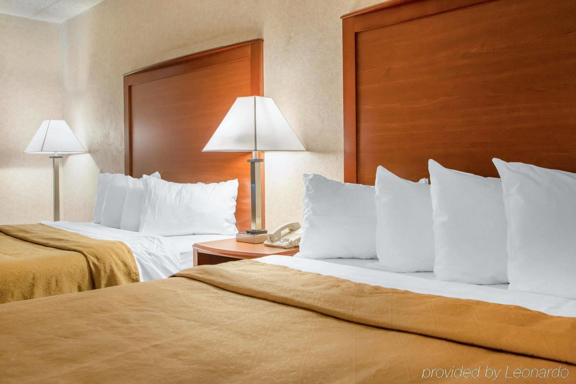 Quality Inn Stadium Area Грін-Бей Екстер'єр фото